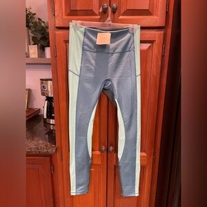 Fabletics Motion 365 Leggings-M new/with tags! matching bra top listed large.